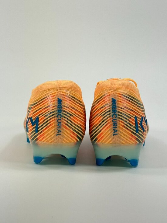 Nike Mercurial Vapor 16 Elite x Kylian Mbappé \'Melon Tint\' FQ8683-801 size 6.5 main image 4